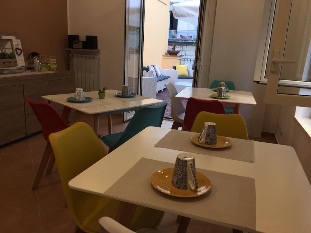 Hotiday Room Collection - Napoli Residenza Scarlatti エクステリア 写真